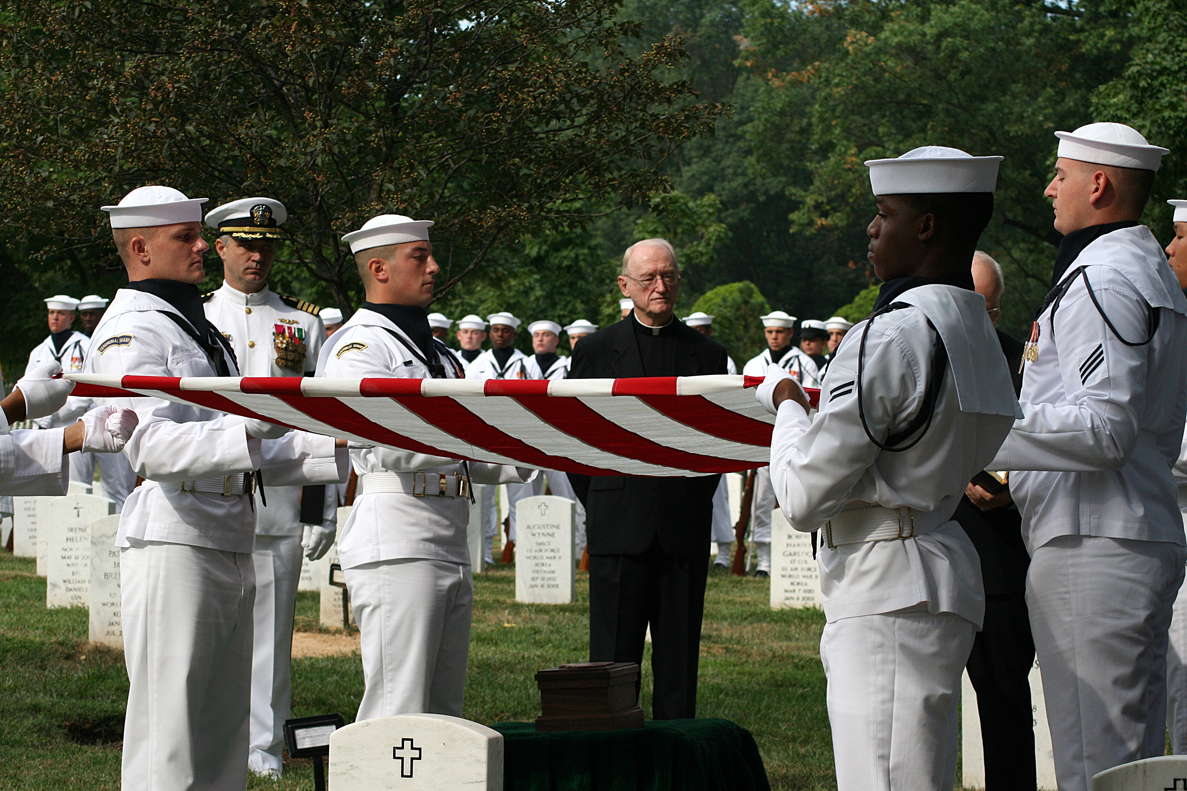 Don’t You Dare Miss This Video Of The U.S. Navy Ceremonial Guard At Arlington Cemetery Honoring Our Fallen Featured