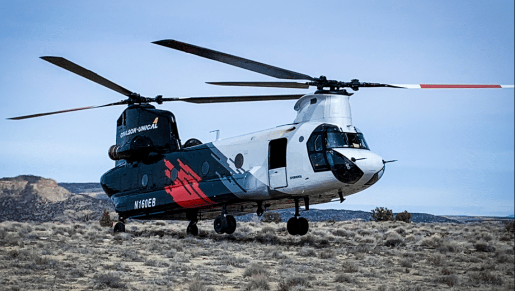 Helicopter that can drop 3,000 gallons on Southern California wildfires