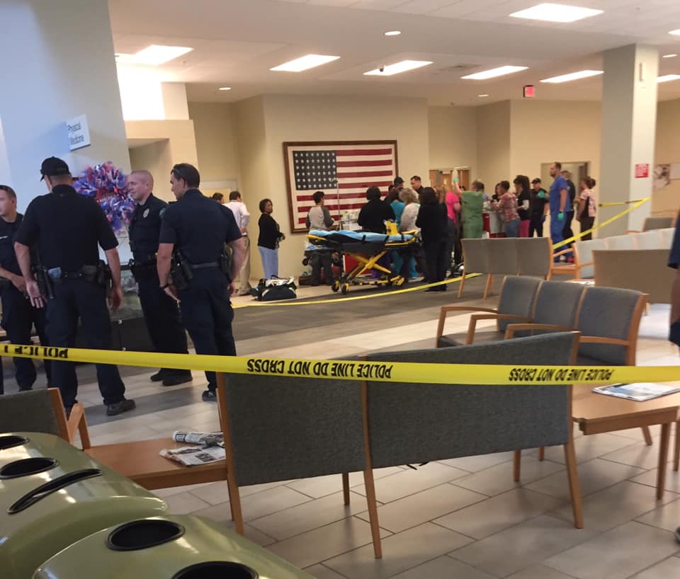 Vet commits suicide in front of hundreds at VA clinic in Texas