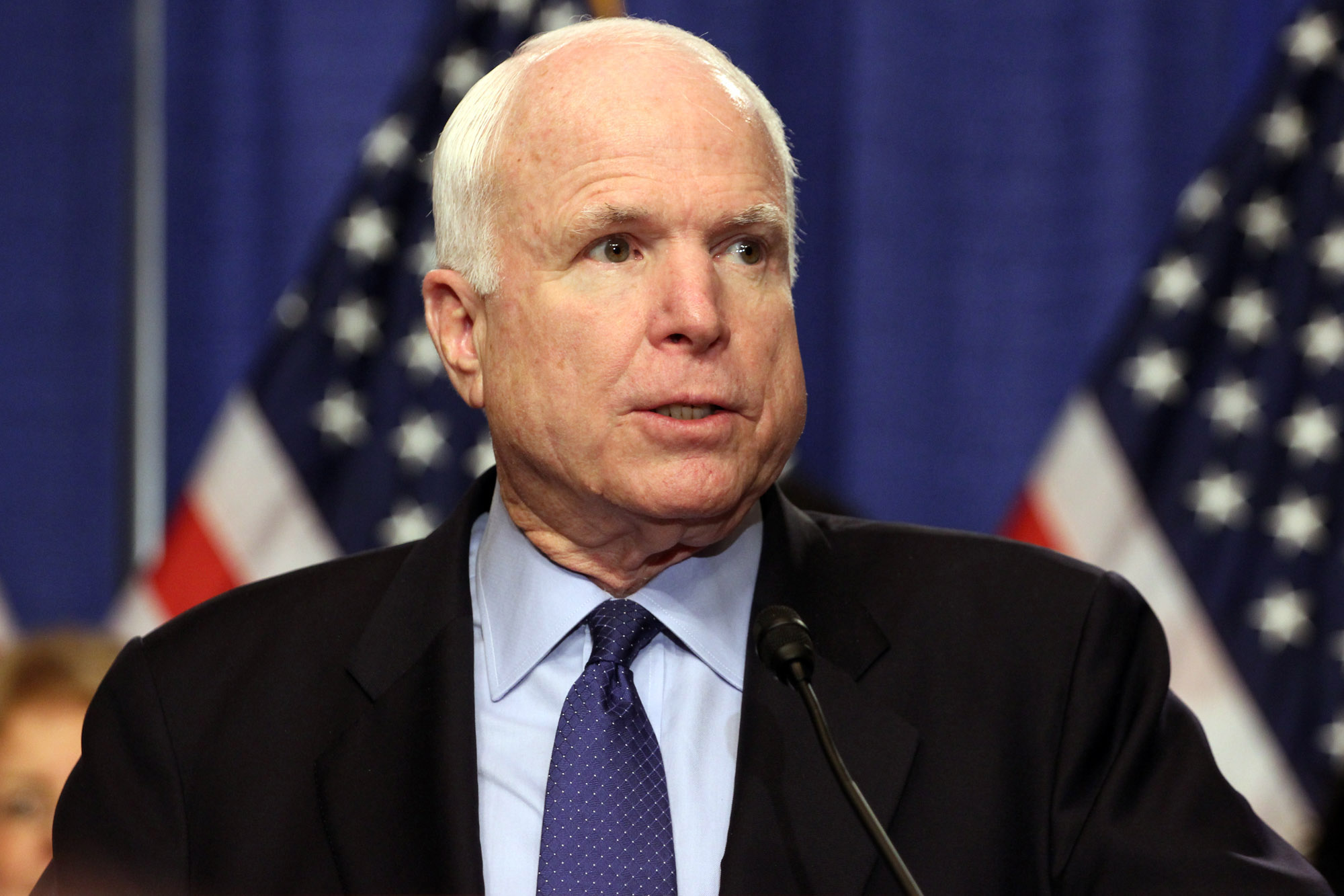 Sen. McCain slams Trump’s announcement of transgender ban Featured