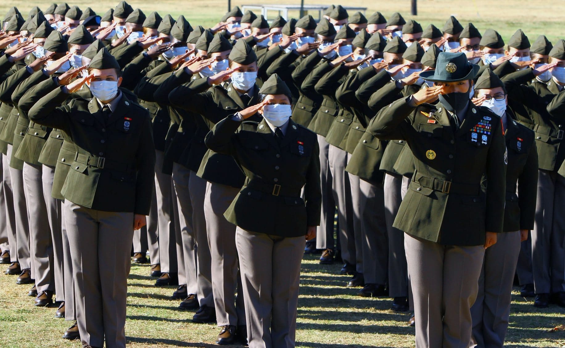 Pics First Basic Training Class Graduates Wearing Army Green Service 