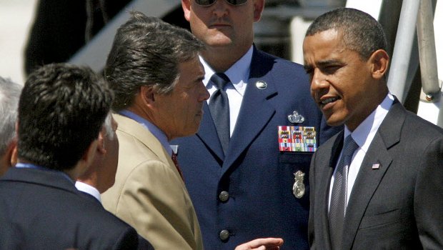 Perry Deploys Texas National Guard Troops to Border Featured
