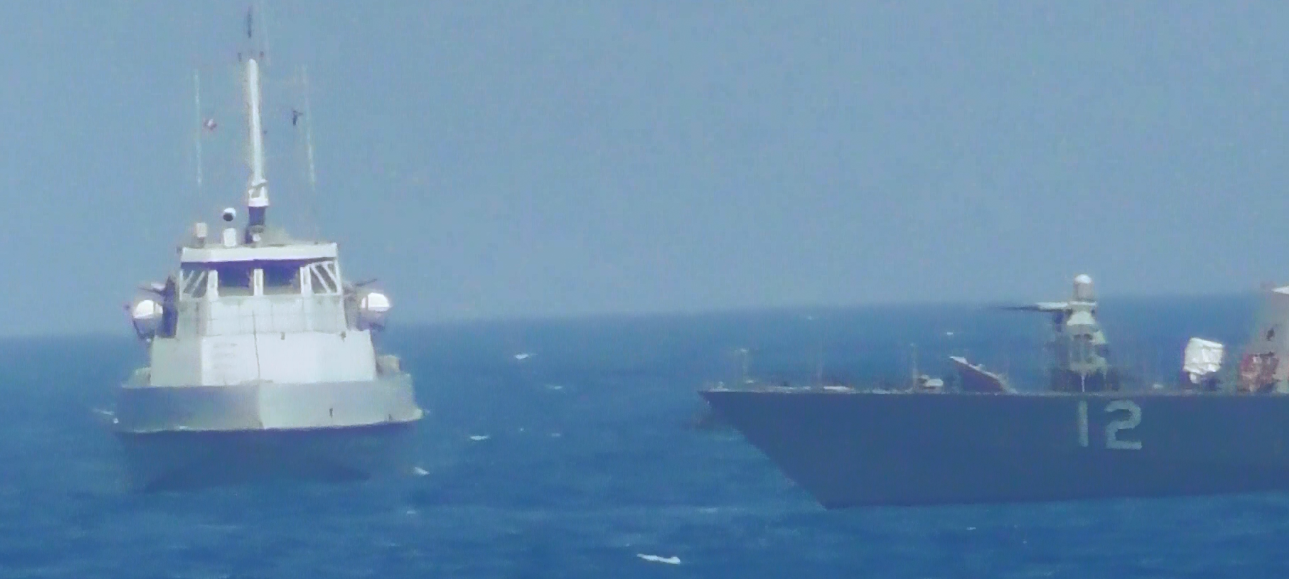 Here are the videos of the US Navy ship firing warning shots at an Iranian vessel Featured