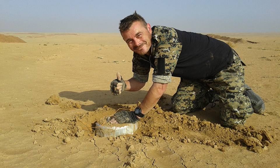 HD Helmet Footage of British YPG Fighter In A Fight Against ISIS Featured