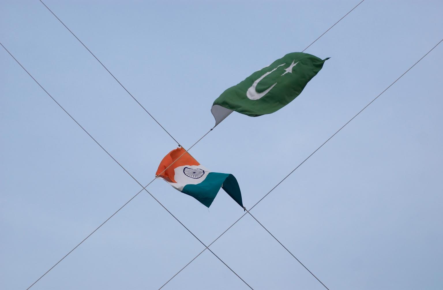 Pakistan Threatens To “Go Nuclear” On India Featured