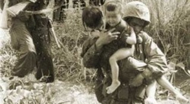 Why Did The Media Showcase John Kerry, But Never Show Us This Picture During Vietnam? Featured