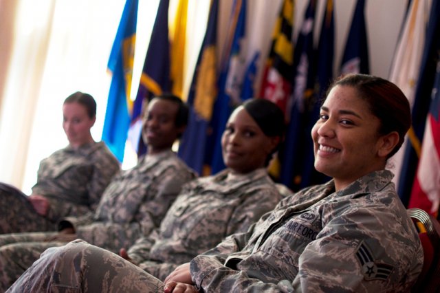 Lawmakers reject plan to require women to register for military draft Featured